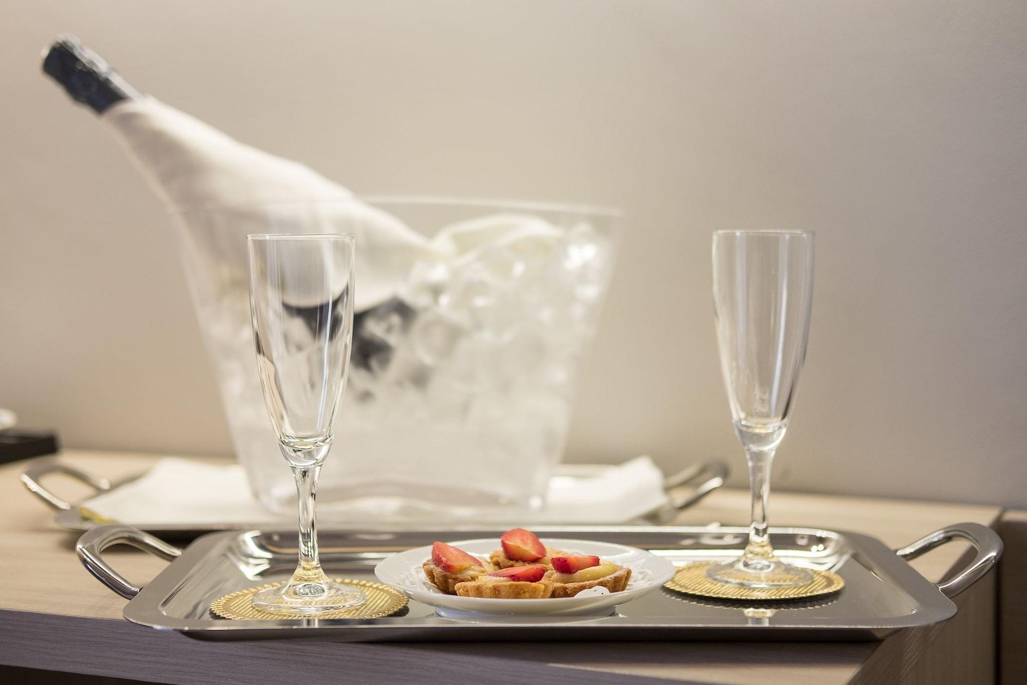 Netum Hotel Noto Eksteriør bilde