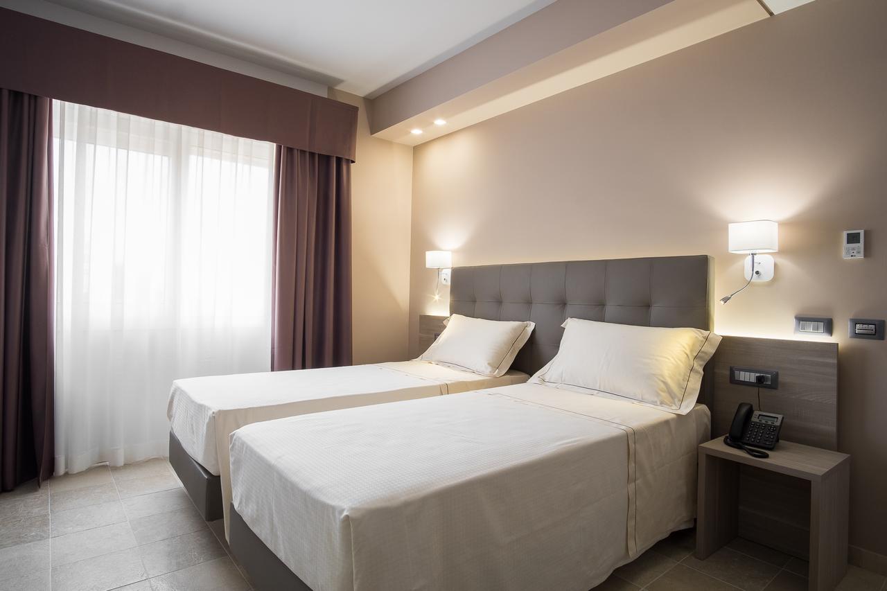 Netum Hotel Noto Eksteriør bilde