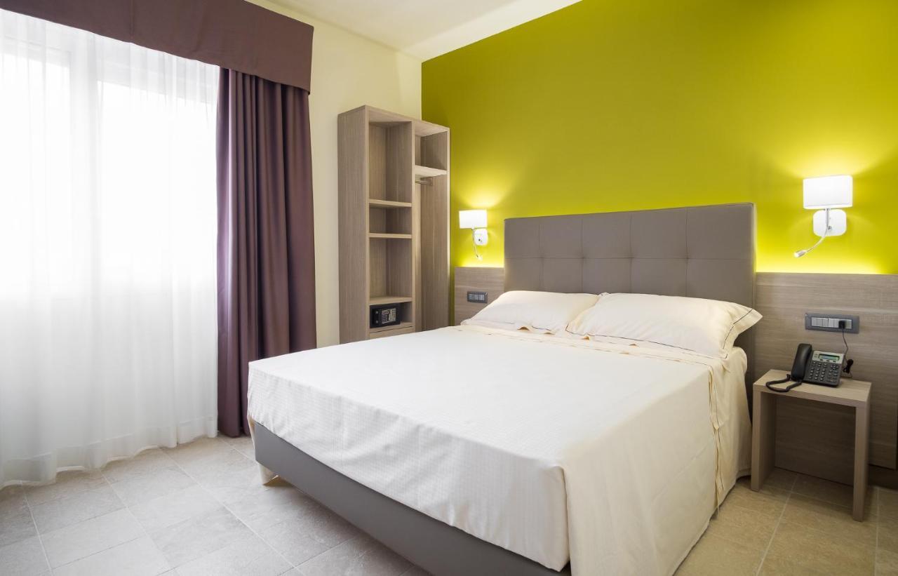 Netum Hotel Noto Eksteriør bilde